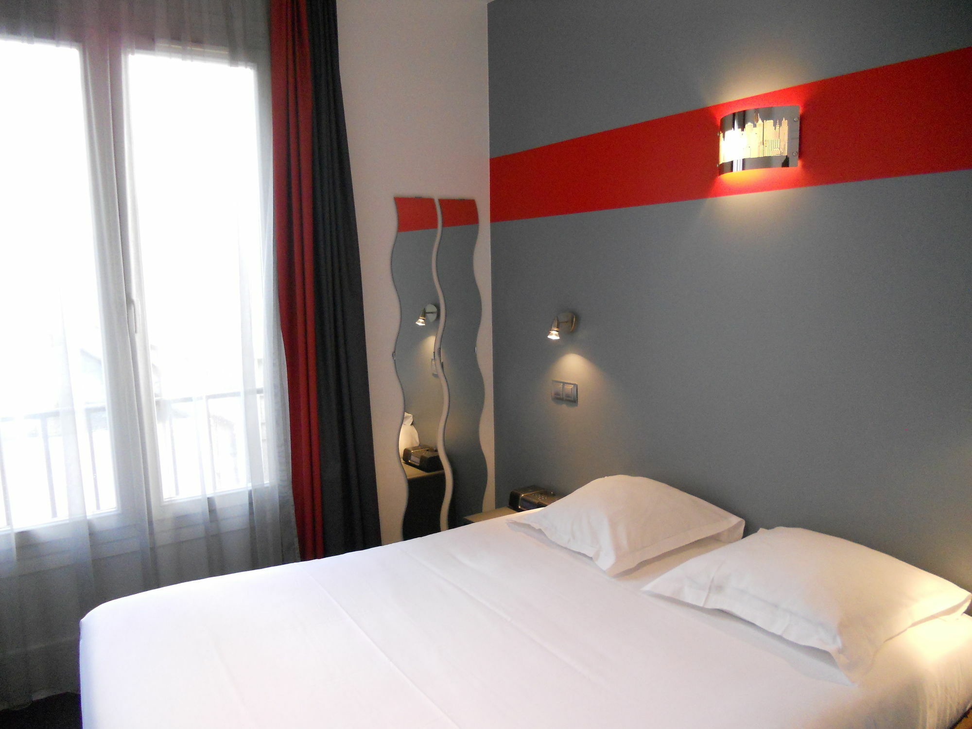 ดิ ออริจินัล ซิตี้ โฮเทล นอทร์ดาม รูอ็อง Hotel รูออง ภายนอก รูปภาพ